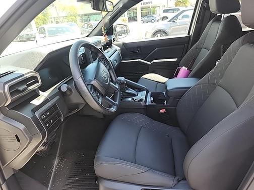 Ice Cap 2024 Toyota Tacoma SR