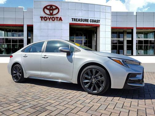 Classic Silver Metallic 2024 Toyota Corolla SE