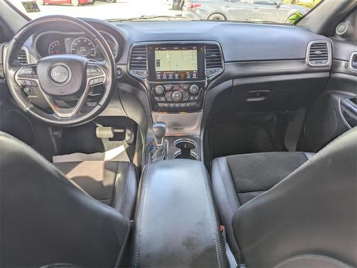 2022 Jeep Grand Cherokee Laredo