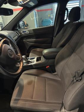 2019 Jeep Grand Cherokee Laredo