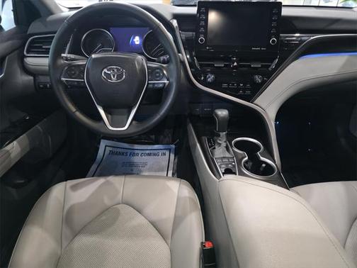 2024 Toyota Camry Hybrid XLE