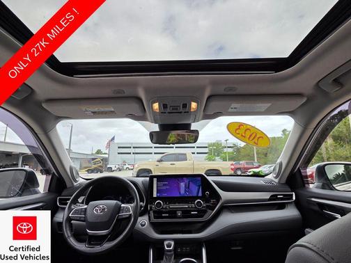 Wind Chill Pearl 2023 Toyota Highlander Limited