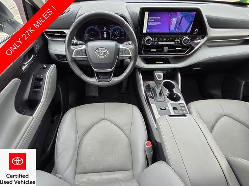 Wind Chill Pearl 2023 Toyota Highlander Limited