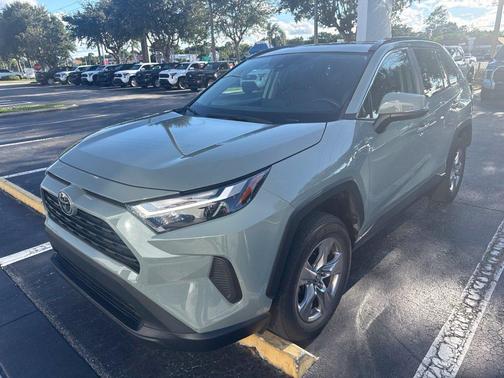 Lunar Rock 2022 Toyota RAV4 XLE