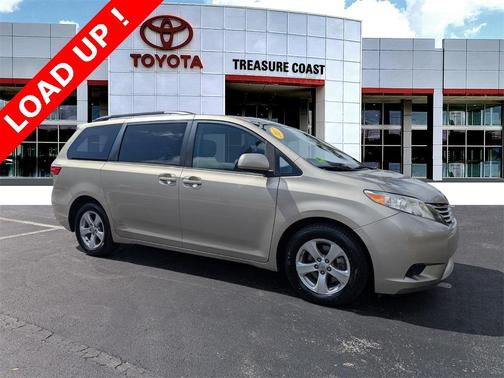 2017 Toyota Sienna LE
