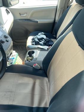 2017 Toyota Sienna LE