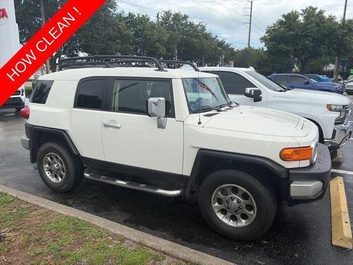 Iceberg White 2013 Toyota FJ Cruiser Base