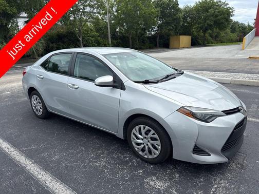 Classic Silver Metallic 2019 Toyota Corolla LE