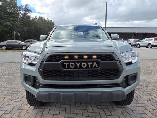 2022 Toyota Tacoma SR5