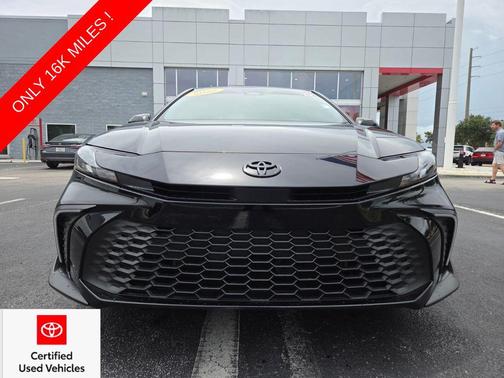 Midnight Black Metallic 2025 Toyota Camry SE