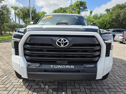 2022 Toyota Tundra SR5