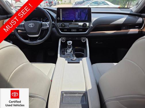 Celestial Silver Metallic 2024 Toyota Grand Highlander Platinum