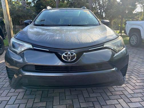 Magnetic Gray Metallic 2016 Toyota RAV4 LE