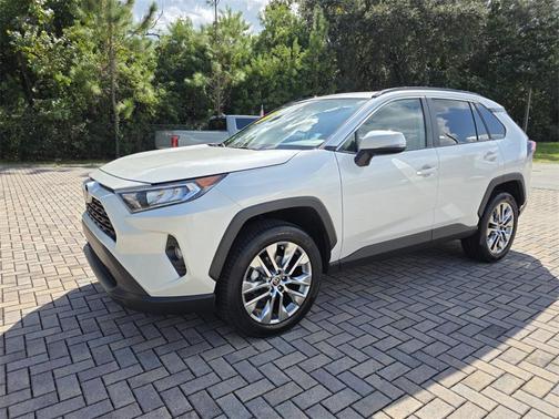 2021 Toyota RAV4 XLE Premium