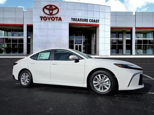 Ice Cap 2026 Toyota Camry LE