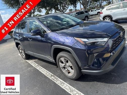 2022 Toyota RAV4 XLE