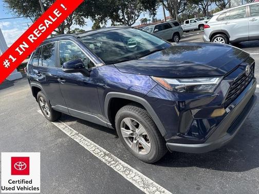 2022 Toyota RAV4 XLE