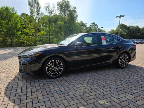 Midnight Black Metallic 2026 Toyota Camry XLE