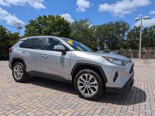 2021 Toyota RAV4 XLE Premium
