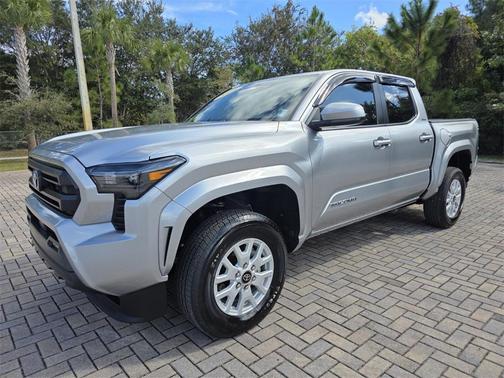 2025 Toyota Tacoma SR5