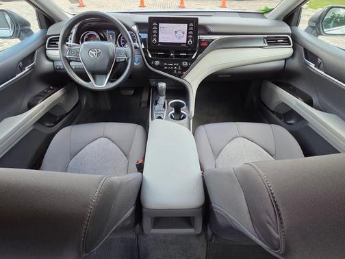 Celestial Silver Metallic 2022 Toyota Camry LE