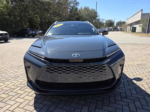 2025 Toyota Crown Signia Limited