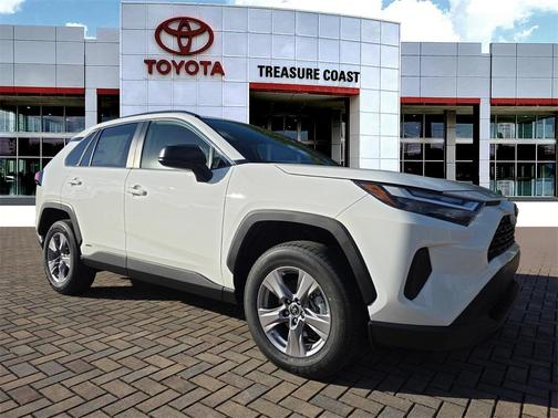 2025 Toyota RAV4 Hybrid SE