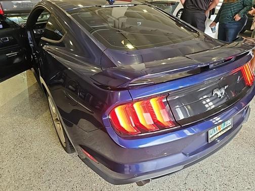 2020 Ford Mustang EcoBoost Premium