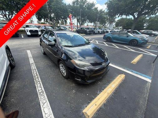 Black Sand Pearl 2017 Toyota Corolla LE