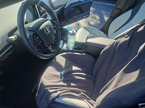 2019 Toyota Prius Limited