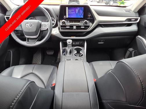 Wind Chill Pearl 2023 Toyota Highlander XLE