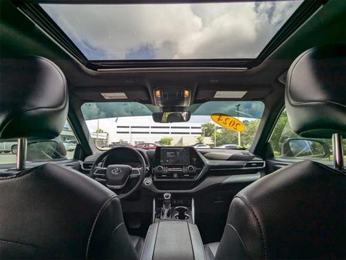 2024 Toyota Highlander XSE