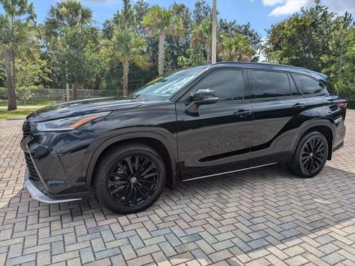 2024 Toyota Highlander XSE