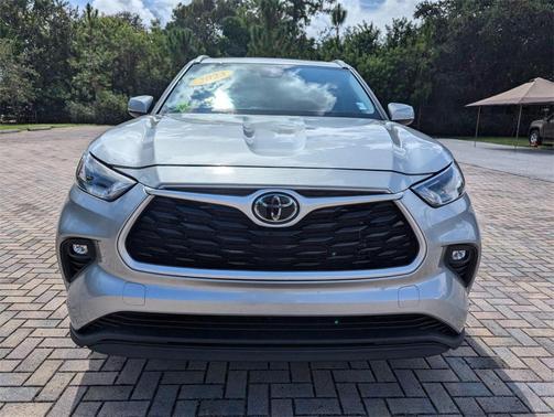 2023 Toyota Highlander XSE