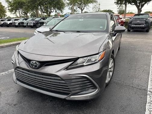 2022 Toyota Camry LE