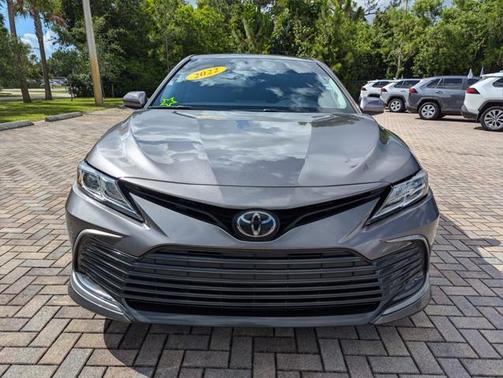 2022 Toyota Camry LE