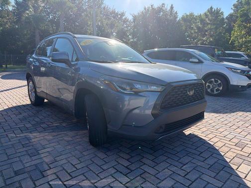 Celestite 2022 Toyota Corolla Cross LE