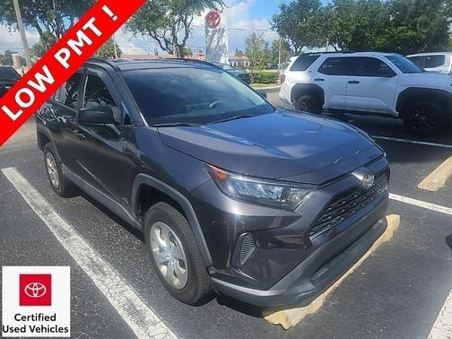 2019 Toyota RAV4 LE