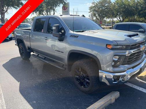 Sterling Gray Metallic 2024 Chevrolet Silverado 2500 LT