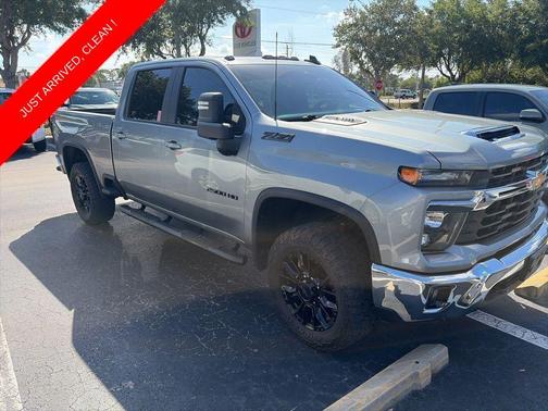 Sterling Gray Metallic 2024 Chevrolet Silverado 2500 LT