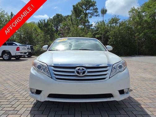 Blizzard Pearl 2011 Toyota Avalon Limited