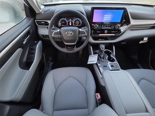 2025 Toyota Highlander Limited