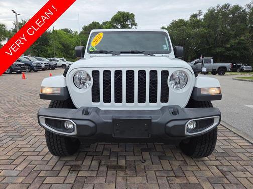 Bright White Clearcoat 2022 Jeep Gladiator Sport S