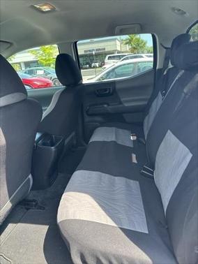 2022 Toyota Tacoma SR