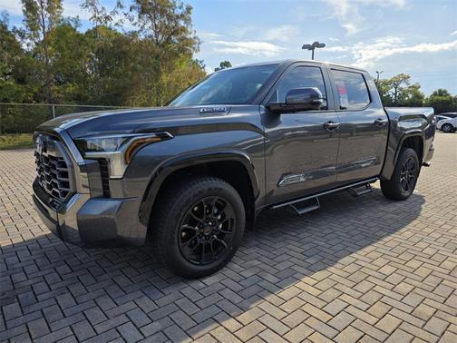 2025 Toyota Tundra Hybrid Platinum