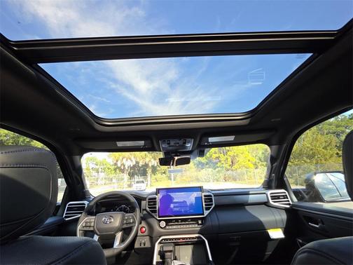 2025 Toyota Tundra Hybrid Platinum