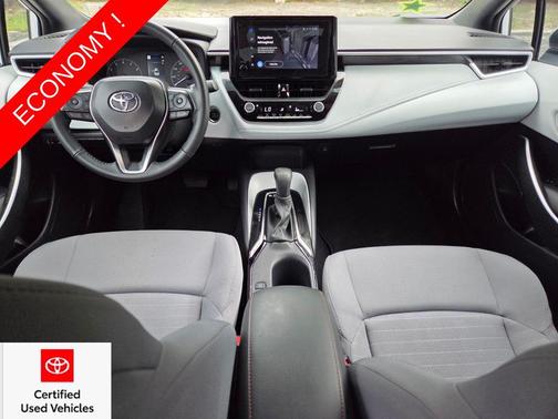 Classic Silver Metallic 2025 Toyota Corolla SE