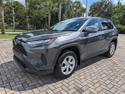 2023 Toyota RAV4 LE