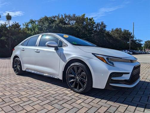 2025 Toyota Corolla SE