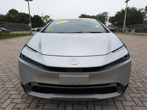 2024 Toyota Prius XLE